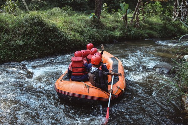 Comment organiser une expédition de rafting sur la rivière Futaleufú, Chili : itinéraires et conseils ?